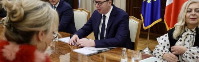 POTPISI - I KREĆE IZGRADNJA METROA! Vučić sa Baroom - važna tema za Beograđane!