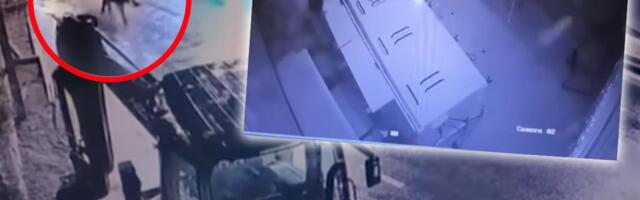 OPLJAČKAO ZLATARU VILJUŠKAROM, PA POBEGAO NA MAGARCU! "Vozilo" za bekstvo bilo vezano kod potoka: Ovakvu pljačku ni Holivud ne bi smislio! (VIDEO)