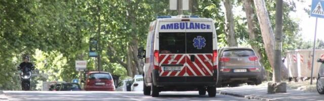 KRVAVA NOĆ U KRNJAČI: Muškarac (65) uboden nožem u stomak, u kritičnom je stanju!