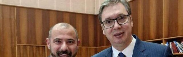 DEJAN STANKOVIĆ POSETIO POSETIO PREDSEDNIKA VUČIĆA! Trener Sampdorije doneo specijalni poklon (FOTO)