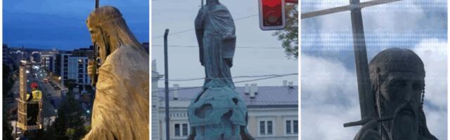 Nesvakidašnja promena na spomeniku Stefanu Nemanji: Više ne drži mač nego krst (FOTO)