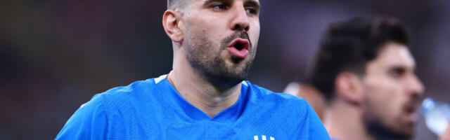 MITROVIĆ PAKUJE KOFERE! Al Hilal zvanično doveo zamenu, ČEKA SE SRBINOVA ODLUKA!