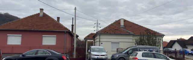 „PRETHODNI VLASNIK JE U TOJ KUĆI IZVRŠIO SAMOUBISTVO, OBESIO SE...&quot; Komšija otkrio jezive detalje o mestu zločina u Čačku