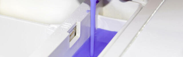 OVAJ SNIMAK POKAZUJE ŠTA OMEKŠIVAČ ZAPRAVO RADI VEŠ MAŠINI! Majstor je rastavio na delove - povratićete