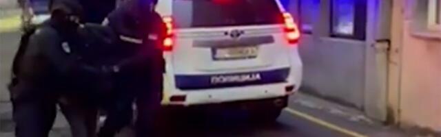 KRVAVA PORODIČNA DRAMA KOD PANČEVA: Tinejdžer (19) nakon svađe dohvatio kuhinjski NOŽ i zario ga ocu u nogu!