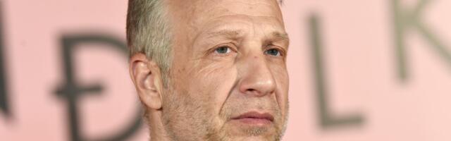 EMOTIVNI TRENUTAK ZA KALINIĆA: Pozirao sa SINOM pred novo poglavlje, SVI SE IZNENADILI DA GA JE VEĆ "PRESTIGAO" (FOTO)