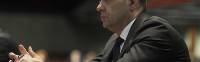 Vulin, Milić i Luković obišli jedinice koje obezbeđuju derbi