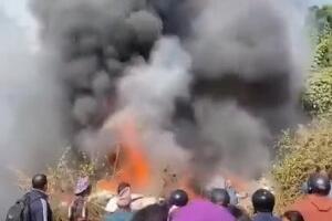 Срушио се авион у Непалу са 72 путника, најмање 16 погинулих