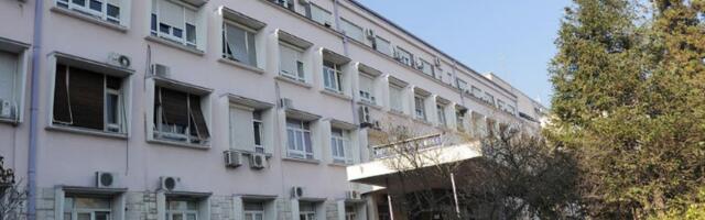 Spasen život mladiću koga je upucao otac