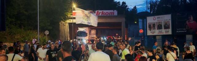 „Ne spuštaj tenzije“: Građani Užica ponovo blokirali magistralu