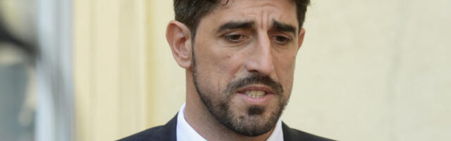 POJAVILI SE DETALJI Veljko Paunović potpisao neobičan ugovor sa FSS