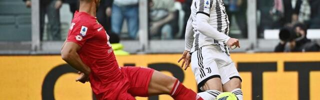 Kostićev prvenac u sezoni, Juventus vodi u Kremoni (VIDEO)
