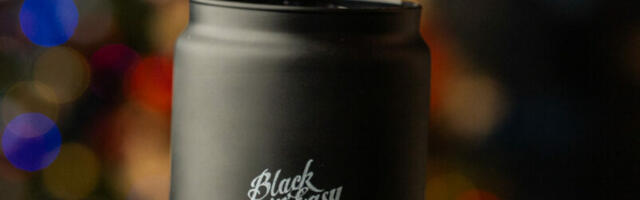 Probali smo istu kafu na dva načina: Black’n’Easy My Way za savršen dan u kancelariji i kod kuće