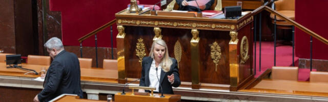 ​Француска влада: преговори о буџету одлажу се за уторак