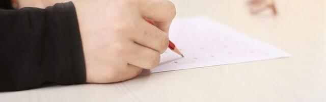 U prodaji zbirke testova za malu maturu, sadrže zadatke iz poslednjih 10 godina