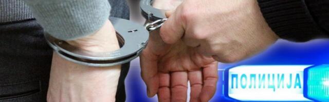 KOD STARCA PRONAĐEN ARSENAL ORUŽJA! Policajci upali u kuću muškarca (73) u Rači i ŠOKIRALI SE!