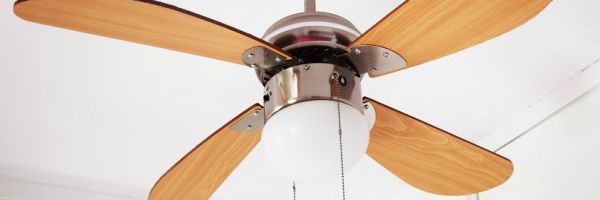 Ako imate plafonski ventilator onda potražite ovaj prekidač