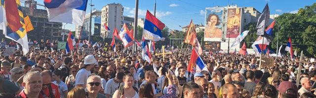Protesti u 30 gradova: SNS sedišta glavna mesta okupljanja