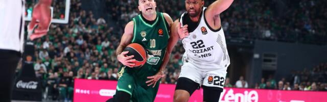 OGLASIO SE DŽABARI PARKER: Katastrofalna partija, ali veruje u potpuni povratak!