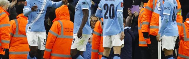 UZBUDLJIVO NA TABELI PREMIJER LIGE: Mančester siti pobedio Njukasl i prišao vodećem Arsenalu na dva boda