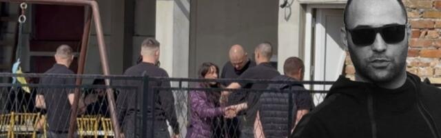 MAJKA DARKA LAZIĆA UŠLA U KUĆU POKOJNOG DRAGANA: Neutešna Branka jedva stoji na nogama! (VIDEO)