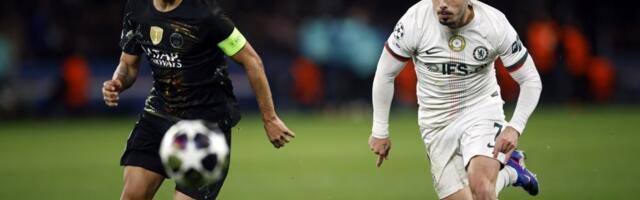 Fudbaler Čelsija se izvinio zbog guranja dečaka koji sakuplja lopte