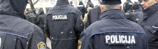 Ухапшен мушкарац осумњичен за убиство жене у Добрињи, дете пронађено неповређено