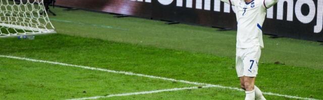 Vlahović otkrio šta mu je Ibra rekao posle meča