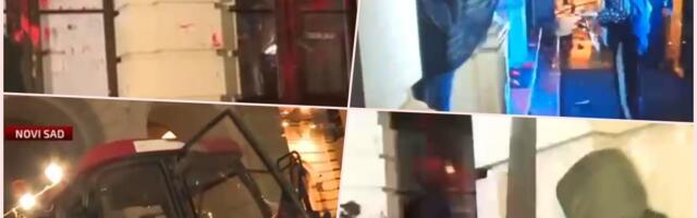 TOTALNO DEMOLIRANJE GRADSKE KUĆE U NOVOM SADU! Demonstranti izlivaju fekalije po fasadi, lome prozore na najmonumentalnijoj građevini iz 19. veka (VIDEO)