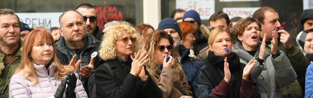 Sedam dokaza da je Vladina Uredba smanjenju plata profesorima u blokadi NEZAKONITA