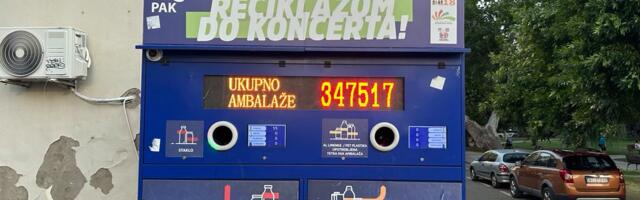 Reciklomat na keju „zaradio“ za tri i po besplatna koncerta, ali muzike nema