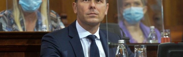 MALI POSLAO PORUKU MLADIM POSLANICIMA: Vama svaka čast!
