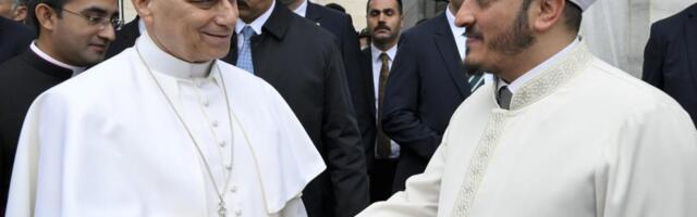 PAPA STIŽE IZ TURSKE U LIBAN: Preduzete jake mere bezbednosti, Hezbolah mu poslao poruku!