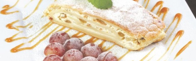 DOMAĆA ŠTRUDLA SA PEKMEZOM! Poslastica koja će vas istog trena vratiti u detinjstvo!