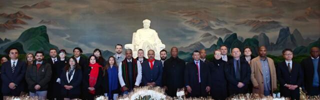 Delegacija Pokreta socijalista učestvuje na međunarodnom skupu komunističkih partija u Pekingu