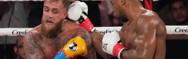 Entoni Džošua prebio Džejka Pola, četiri puta ga bacao na pod, pa - nokaut! (VIDEO)