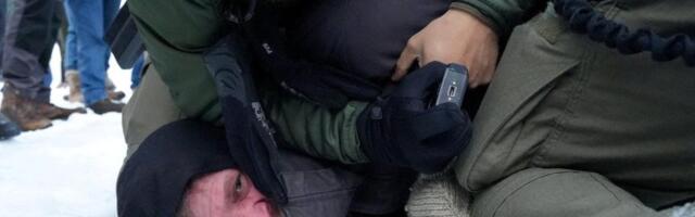 Protesti širom Amerike i kritike Beloj kući zbog ubistva žene u Mineapolisu