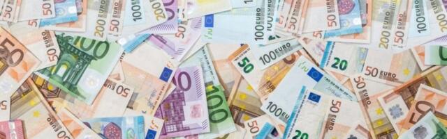 Novac stiže za 4 znaka: Evo ko će dobiti pare do 14. marta, a jedan znak treba da igra igre na sreću