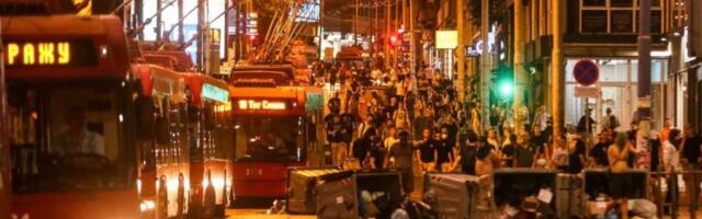 BLOKADERI SE DELE NA DVE BIZNIS FRAKCIJE! Jedni drugima oči povadiše, sve zbog PARA