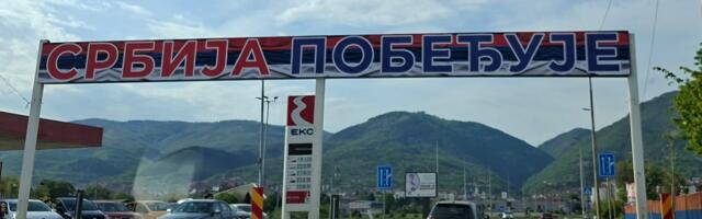 Vlast koja je izgubila dušu: Stranački slogan na ulazu u Vranje