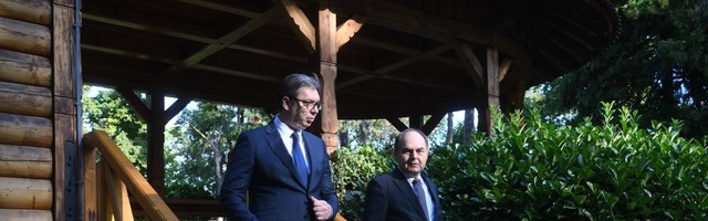 Vučić se sastao sa tzv. „visokim predstavnikom“ Šmitom; Dodik: Moj stav se ne menja