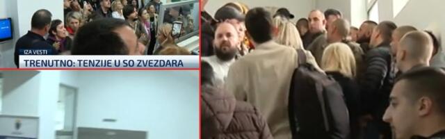 Sukob u opštini Zvezdara: Građani i opozicija pokušavaju da uđu na sednicu, sprečava ih privatno obezbeđenje