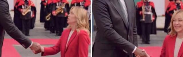 POGLEDAJTE KAKO SE ĐORĐA MELONI SMEJE PREDSEDNIKU MOZAMBIKA U FACU: Čim ga je videla, odmerila ga je i to masno!