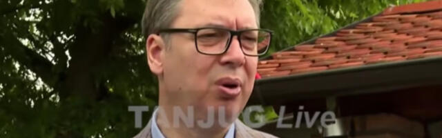 (UŽIVO) Predsednik obilazi Sremski okrug: Vučić u poseti porodici Bulatović (VIDEO)