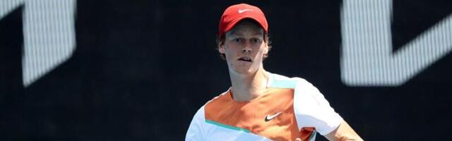 Iga Švjontek igra kao u šampionskim danima na Rolan Garosu, Janik Siner umarširao u osminu finala