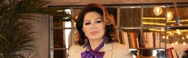 Promocija AUTOBIOGRAFSKE knjige Nede Ukraden! Pevačica otkrila najintimnije detalje života, obelodanila i istinu o VEZI sa Sašom Popovićem! (FOTO)