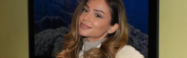 "Osušila sam se, ni meni to nije prirodno": Breskvicu razapeli zbog korekcija, a sada progovorila