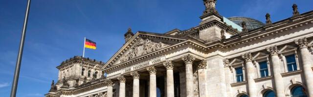 "Ima 50-ak godina, plakao je kao kiša"! Srpkinja u Berlinu našila na našeg čoveka u velikoj nevolji: "Pitam se gde će tom čoveku duša"