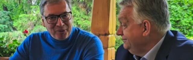 Vučić pružio PODRŠKU Orbanu uoči mađarskih parlamentarnih izbora (FOTO)