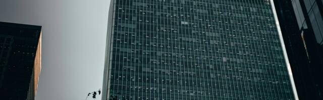 Imaju viška kapitala 50 milijardi dolara i razbijaju glavu kako da ga potroše